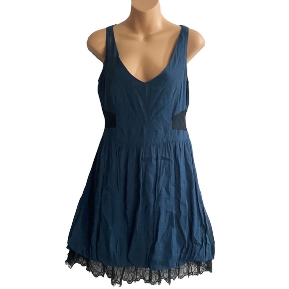 Free People Dresses & Skirts - Free People Lace Trim Flare Dress